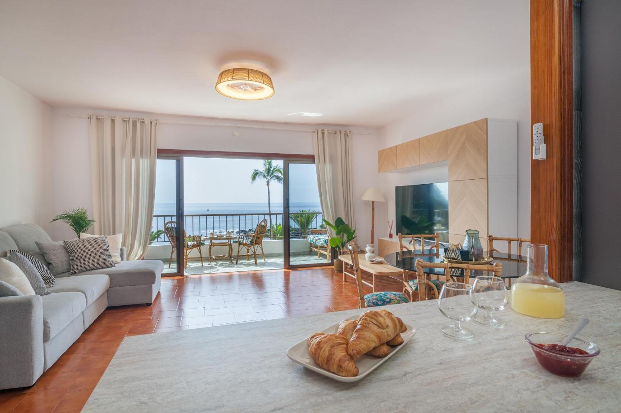 Apartamento Casa De Franco - Ocean View, Terrace, Balcony, 50M From Playa La Arena, Fibre Net Puerto de Santiago  Exterior foto